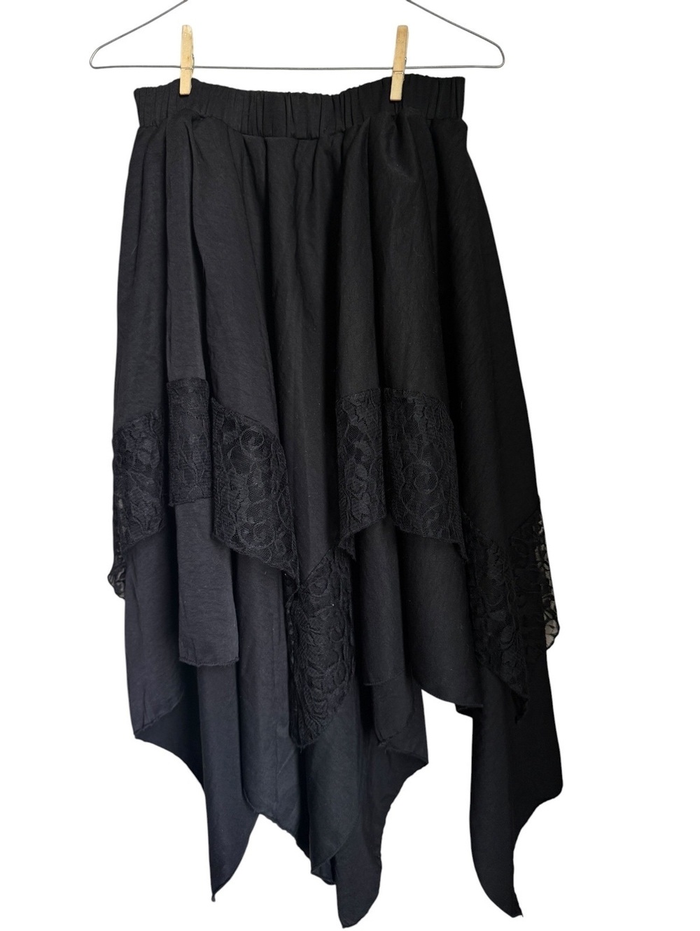 Black Layered Lace Whimsigoth size L Gothic Witchy Full Skirt Asymmetrical hem